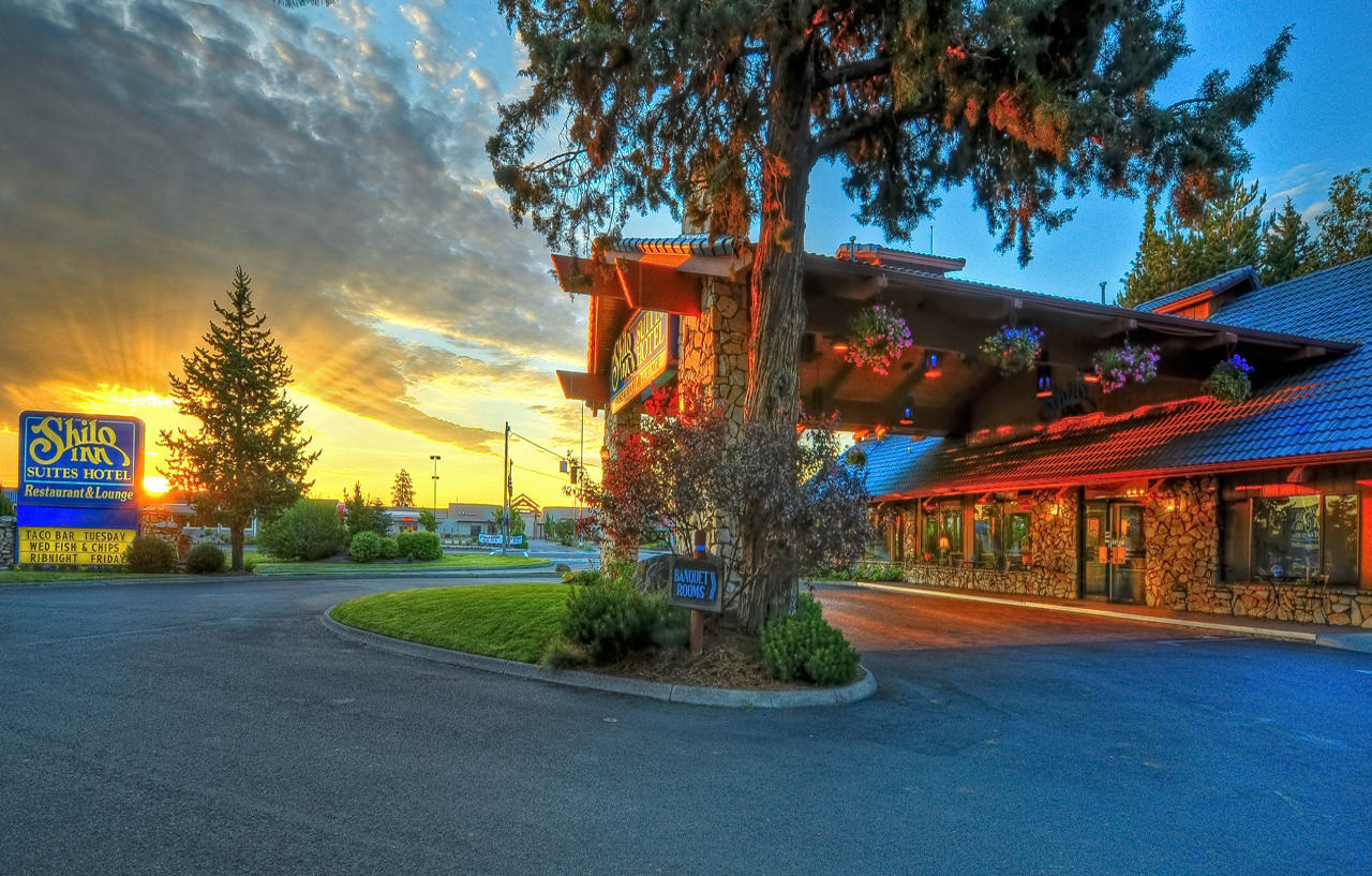 Shilo Inn Suites Hotel - Bend Exteriör bild